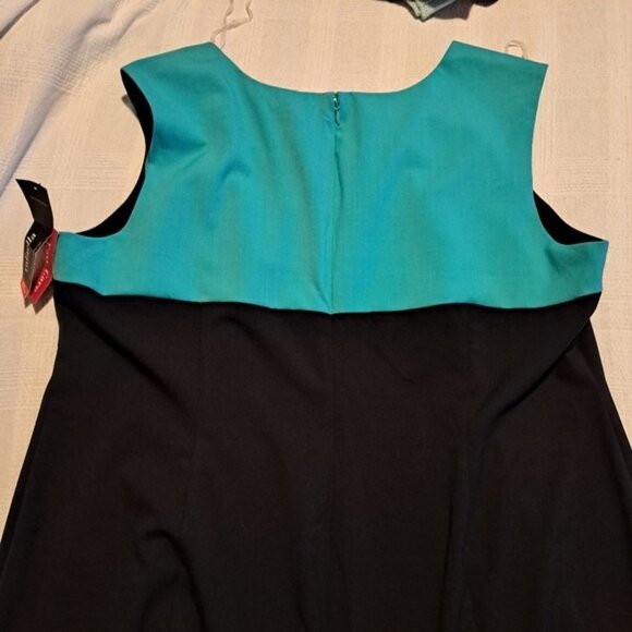Rafaella Women 20W navy and teal shift style sleeveless dress, NWT - Picture 5 of 7